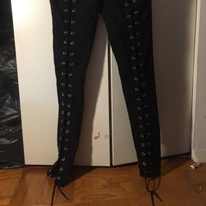 Black corset jeans.